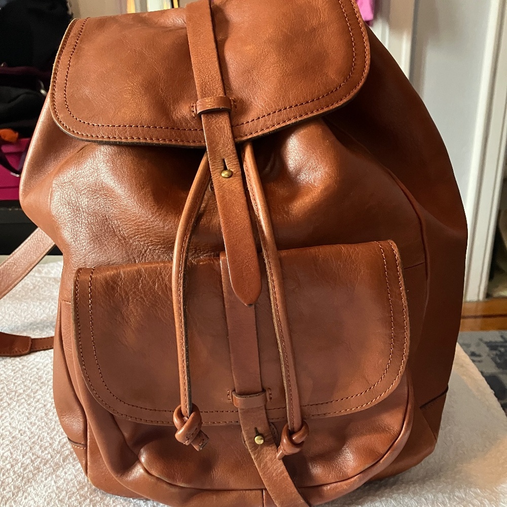 Madewell the transport rucksack; OS; english saddle